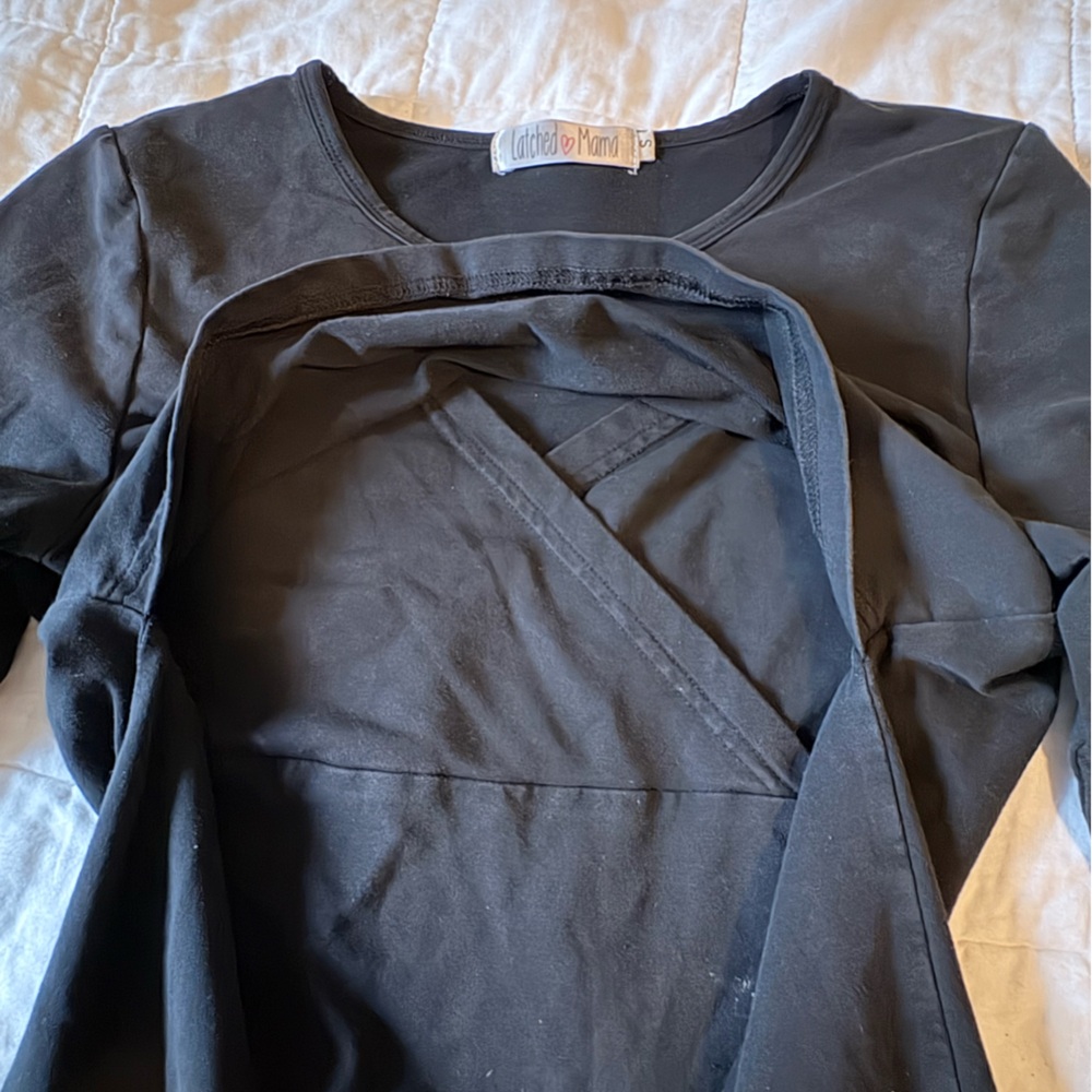 Latched Mama Black Nursing Tunic